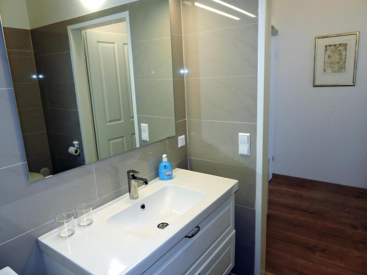 213 Prag, Studio Apartment, 27M2, 1-2 Personen Klagenfurt am Woerthersee Exterior photo