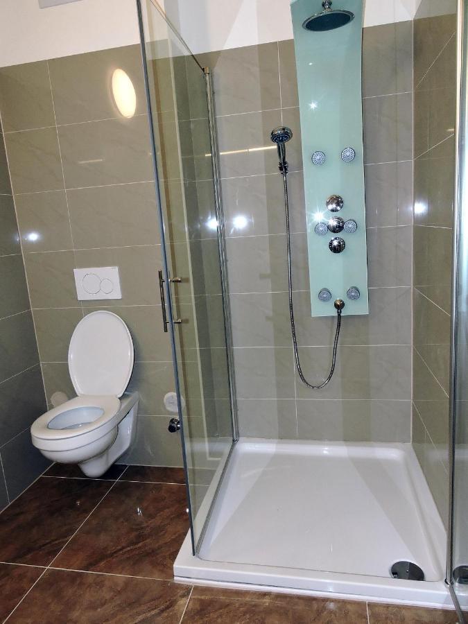 213 Prag, Studio Apartment, 27M2, 1-2 Personen Klagenfurt am Woerthersee Exterior photo